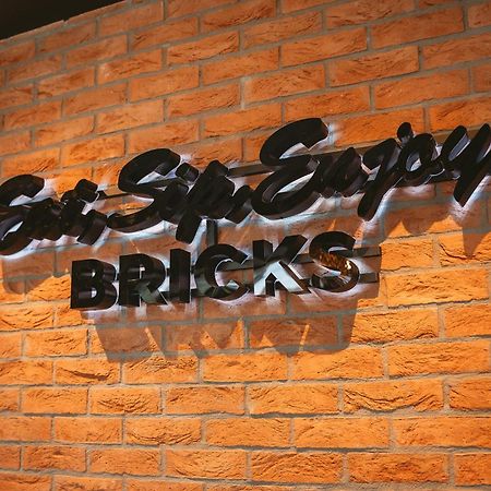 26Bricks Luxury Suites Gran Varadino Esterno foto