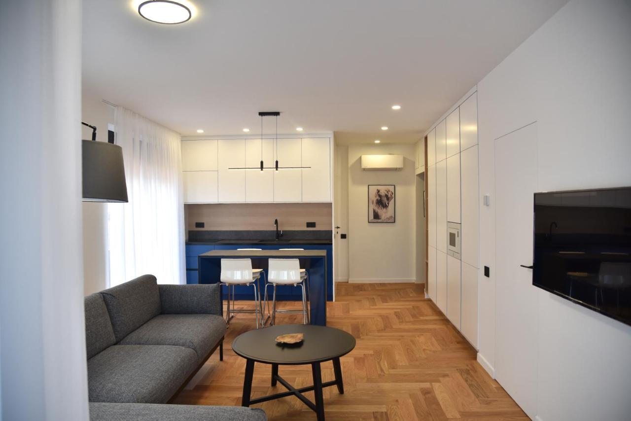 26Bricks Luxury Suites Gran Varadino Esterno foto