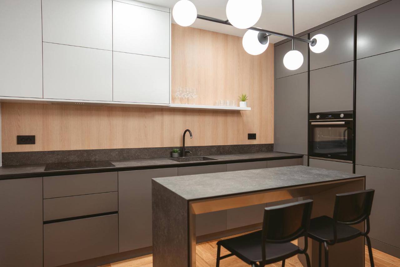 26Bricks Luxury Suites Gran Varadino Esterno foto