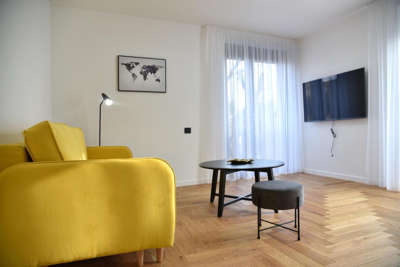 26Bricks Luxury Suites Gran Varadino Esterno foto