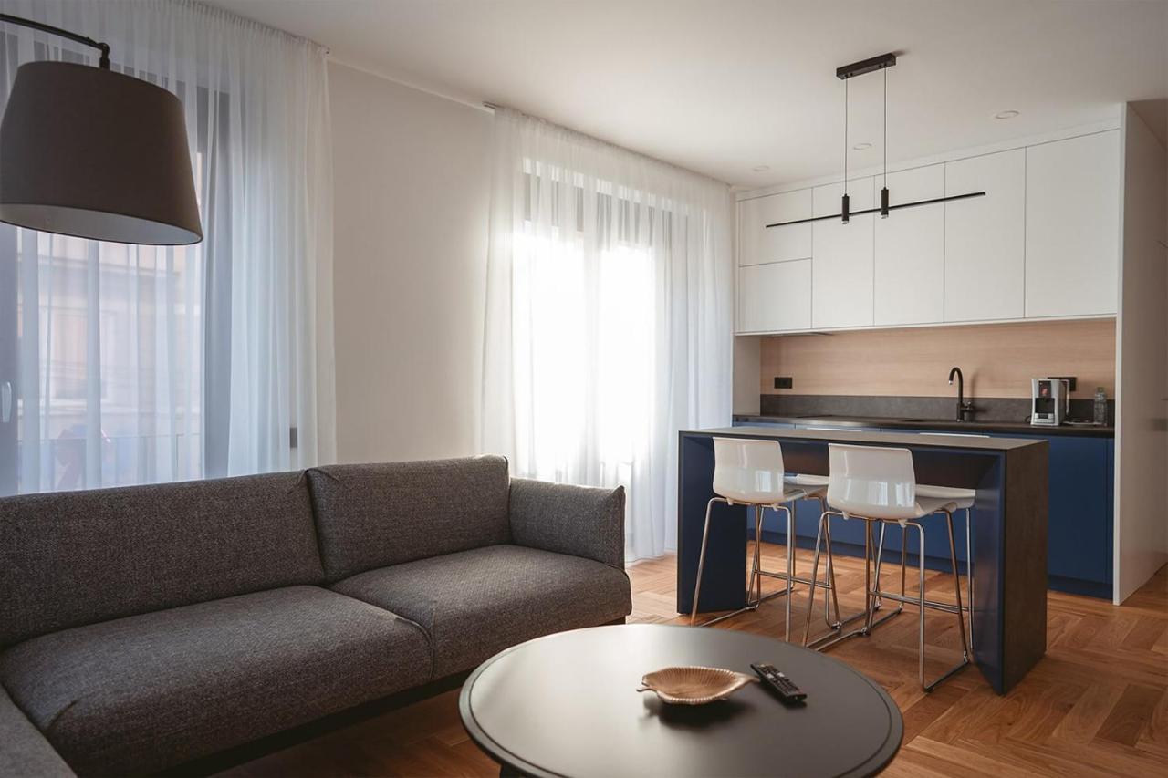 26Bricks Luxury Suites Gran Varadino Esterno foto