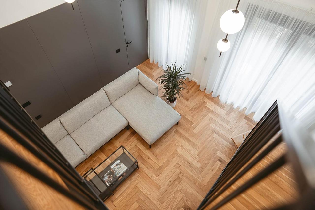 26Bricks Luxury Suites Gran Varadino Esterno foto